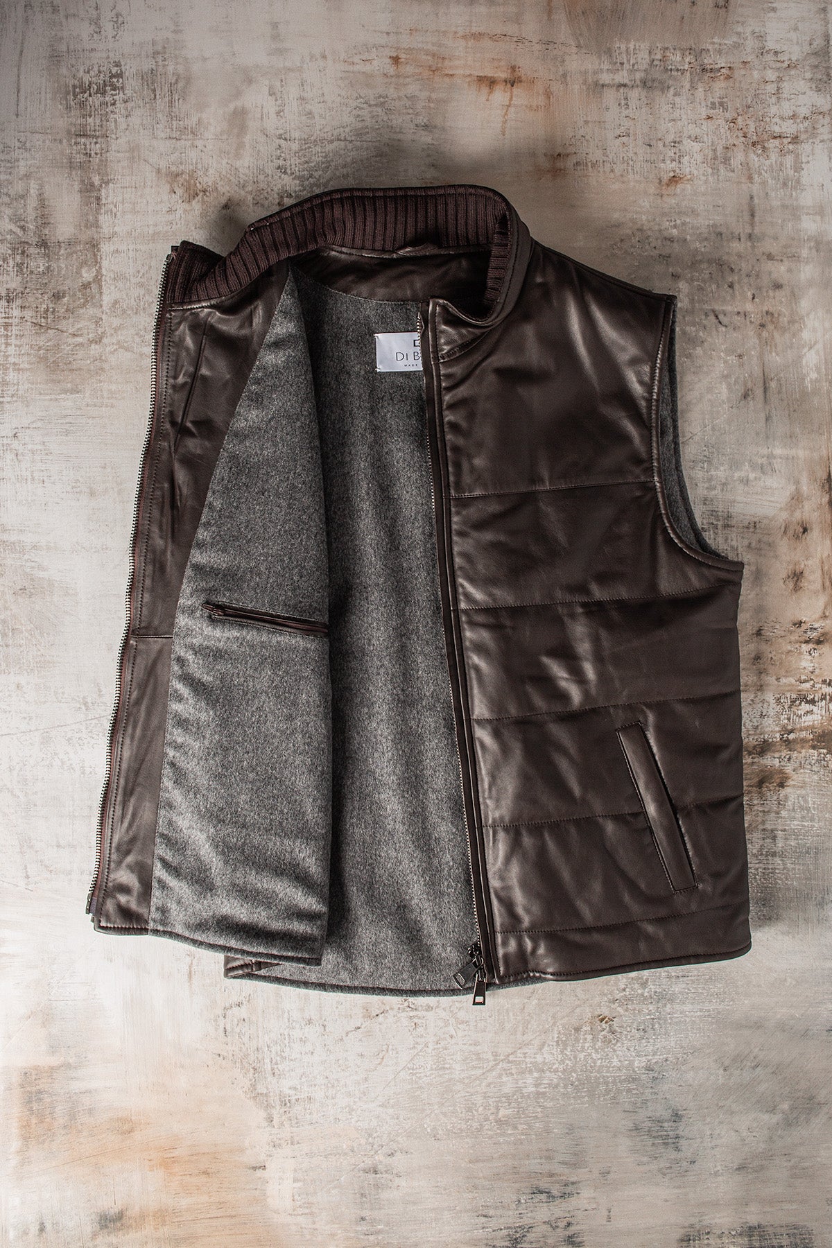 Axel's Florence Collection Land Cruiser Vest In Moro Samples - Mens - Outerwear - Leather