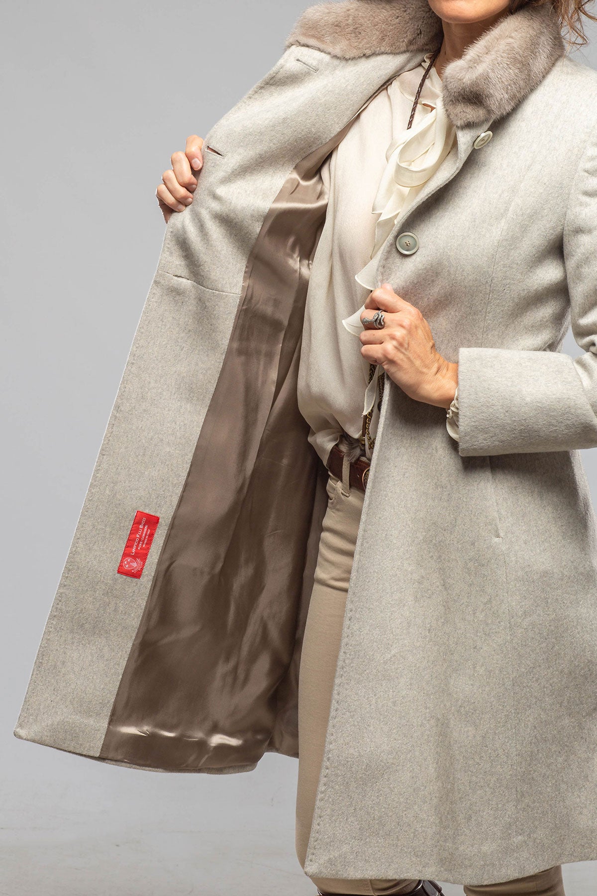 Regina Cashmere Coat In Stone | Ladies - Outerwear - Cloth | Axel's Florence Collection