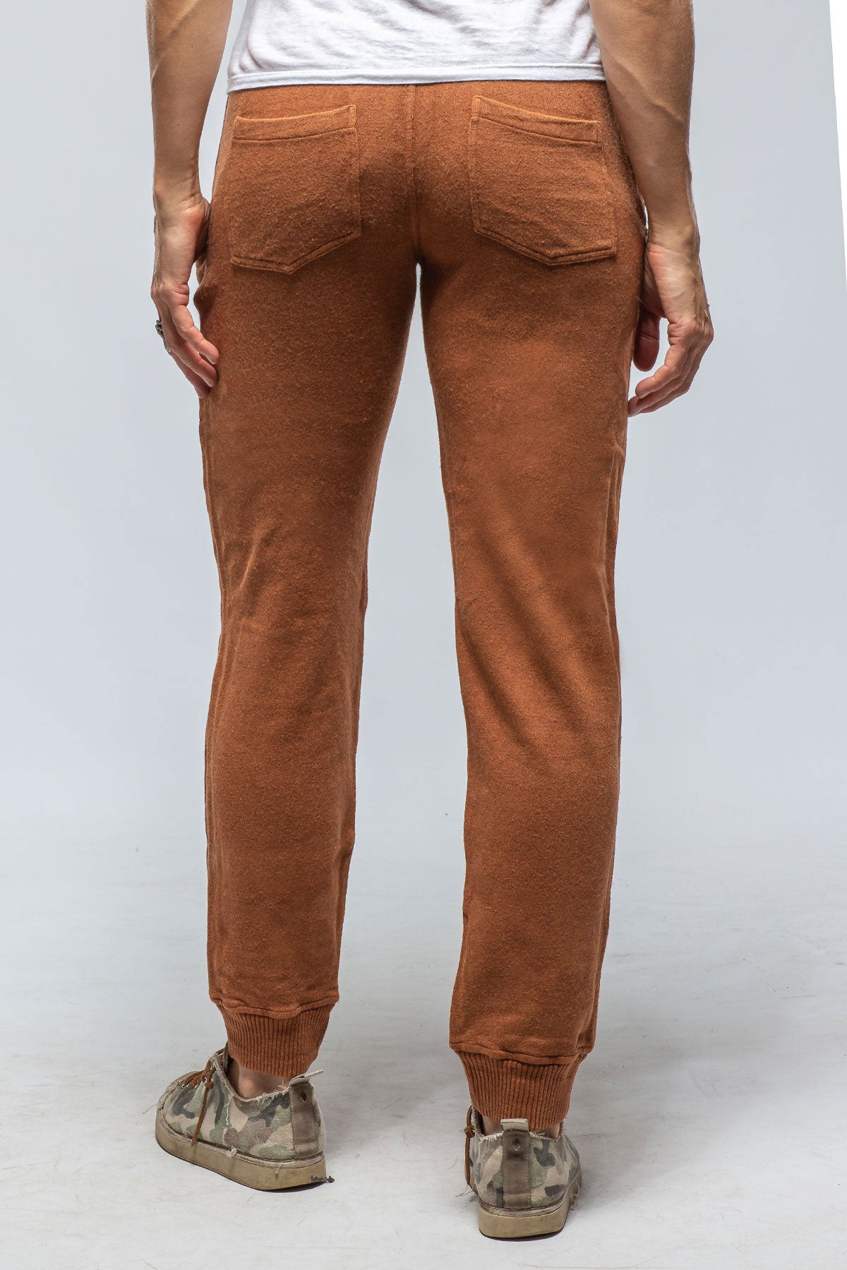 Axel's Premium Denim Atlantic Jogger In Stone Washed Rust Ladies - Pants - Knit