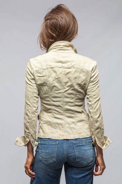 Axel's Premium Denim | Evelyn Chambray Blazer In Natural Vintage | Ladies - Outerwear - Lightweight 