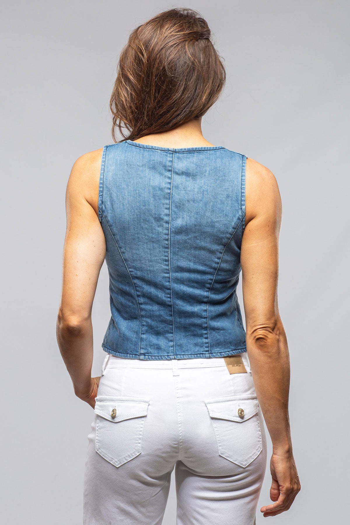 Axel's Premium Denim Scottie Short Denim Vest In Light Blue Vintage Ladies - Tops