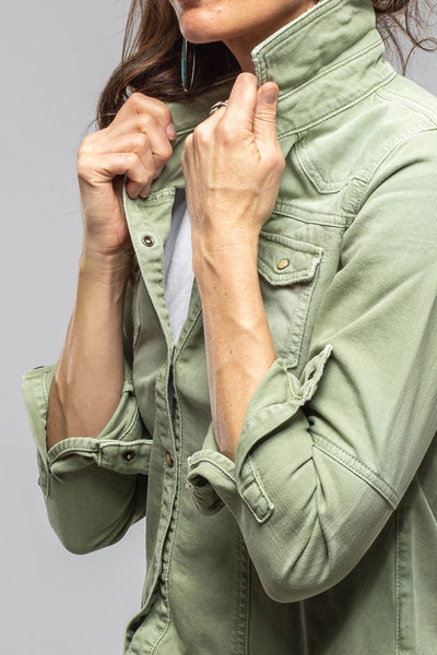 Sweetwater Denim Shirt In Menta | Ladies - Snap Shirts | Axel's Premium Denim