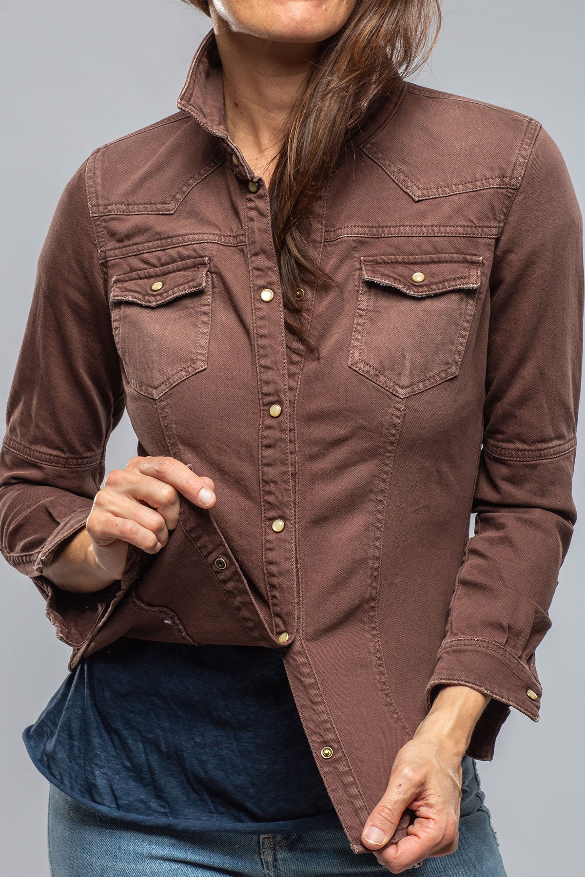 Axel's Premium Denim Sweetwater Denim Shirt In Mogano Ladies - Snap Shirts