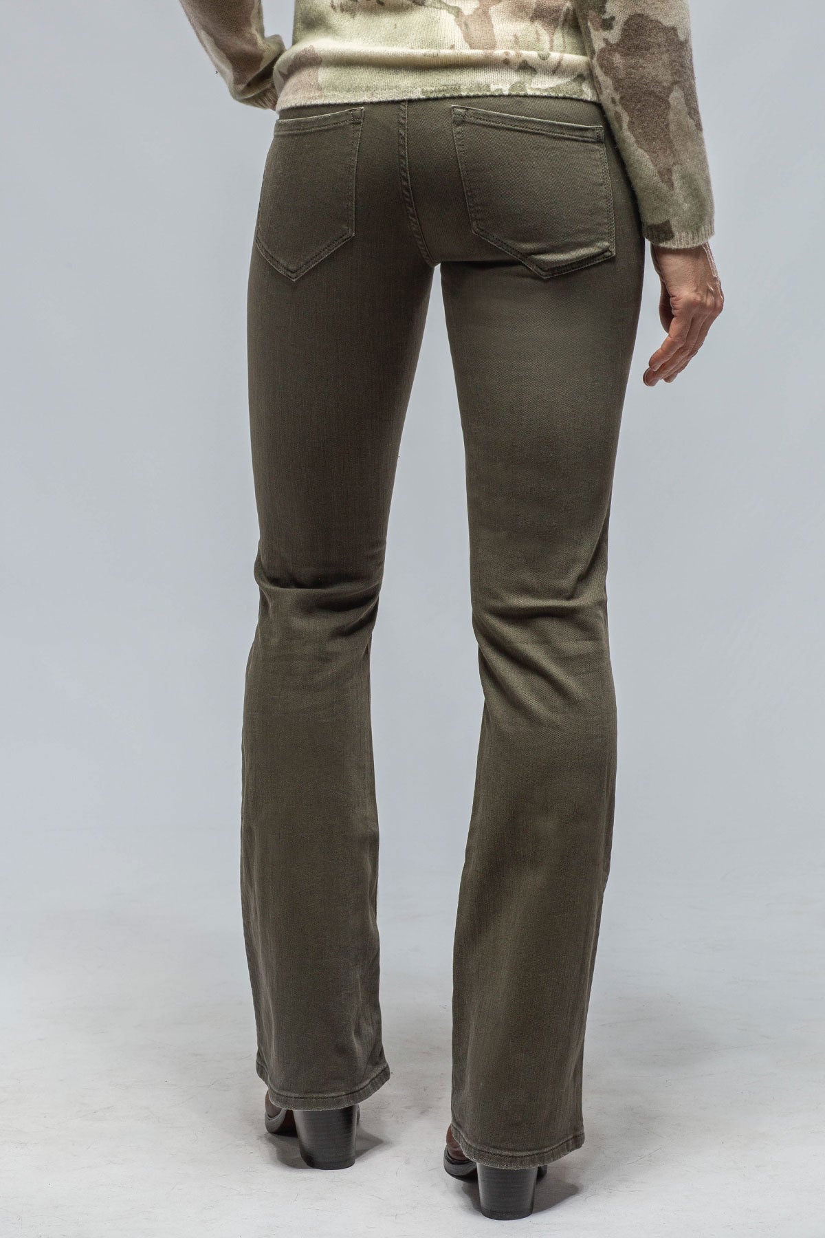 Axel's Premium Denim Tommy Flare Jeans In Army Ladies - Pants - Jeans