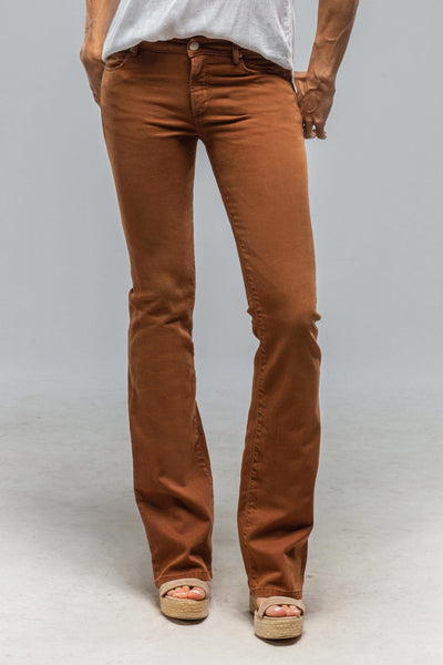 Axel's Premium Denim Tommy Flare Jeans In Vintage Rugine Ladies - Pants - Jeans