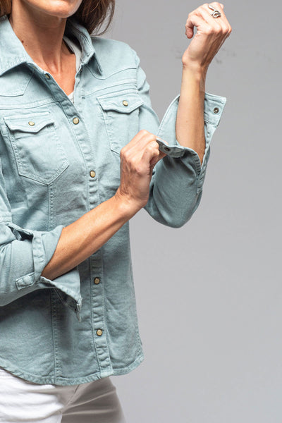 Yarmony Linen-Cotton Snap Shirt In Ardesia | Ladies - Snap Shirts | Axel's Premium Denim