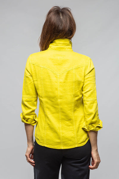 Axel's Premium Denim | Yarmony Linen-Cotton Snap Shirt In Limone | Ladies - Snap Shirts 