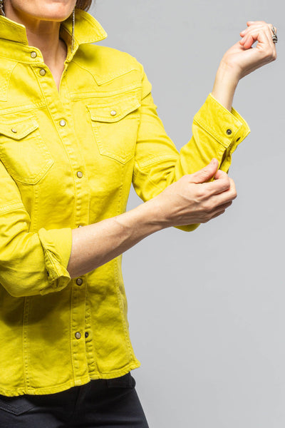 Axel's Premium Denim | Yarmony Linen-Cotton Snap Shirt In Limone | Ladies - Snap Shirts 