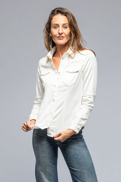 Yarmony Linen-Cotton Snap Shirt In Off White | Ladies - Snap Shirts | Axel's Premium Denim