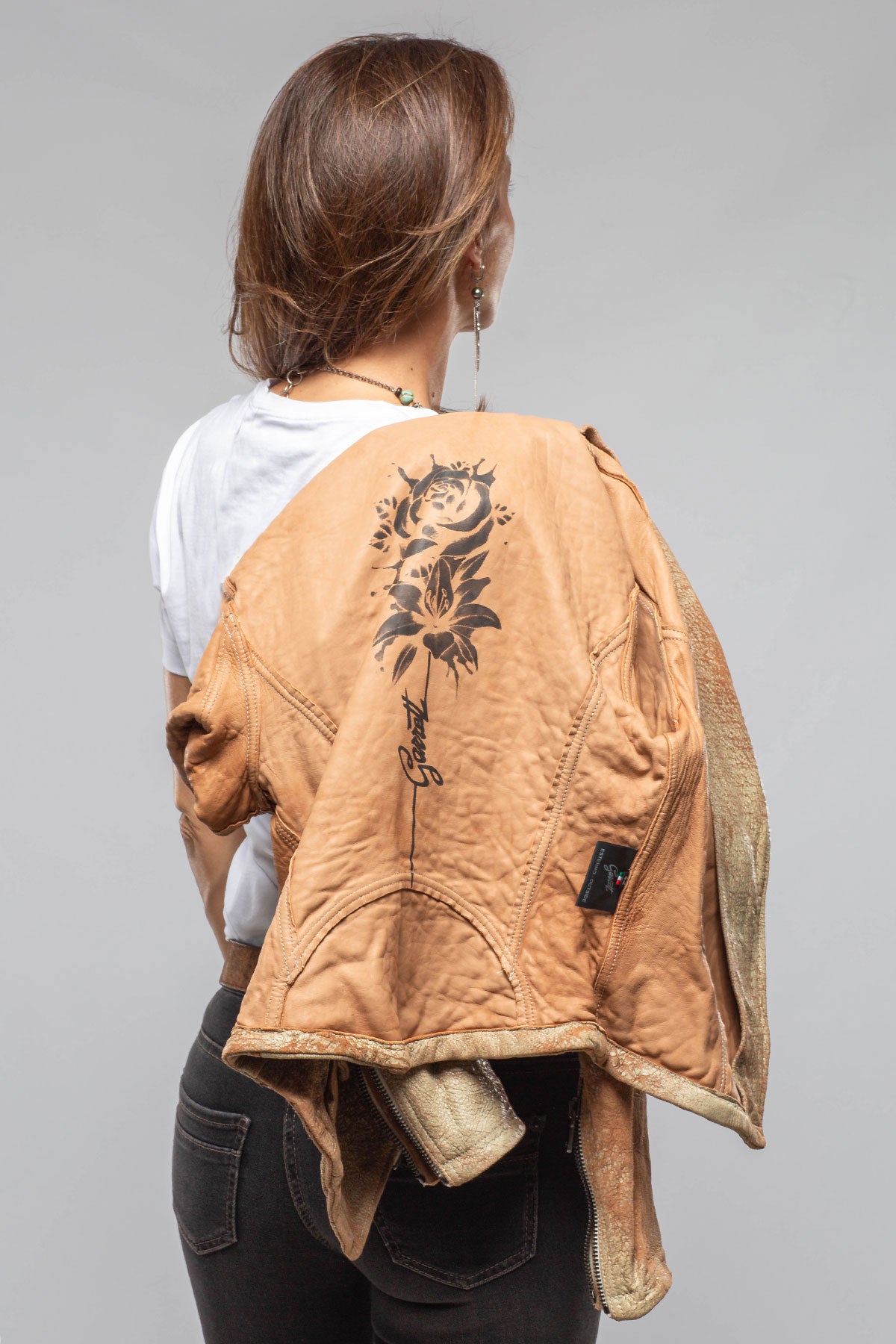 Axel's Renegade by Garrett | Ol' Time Side Zip Moto In Cracked White Brick | Ladies - Outerwear - Leather 