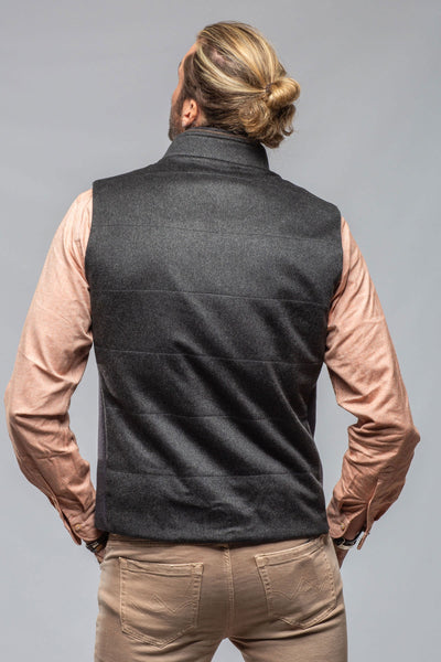 Axels-BDSR Alba Cashmere Vest in Charcoal Mens - Outerwear - Cloth