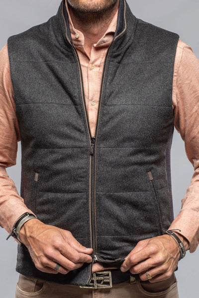 Axels-BDSR Alba Cashmere Vest in Charcoal Mens - Outerwear - Cloth