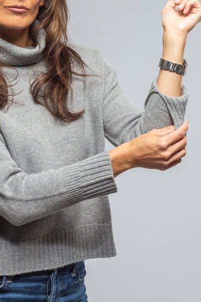 Axels Favi Turtleneck Sweater In Grigio Ladies - Sweaters