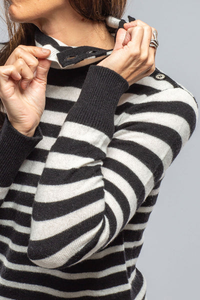 Axels Georgi Cashmere Striped Button Collar In Nero/White Ladies - Sweaters