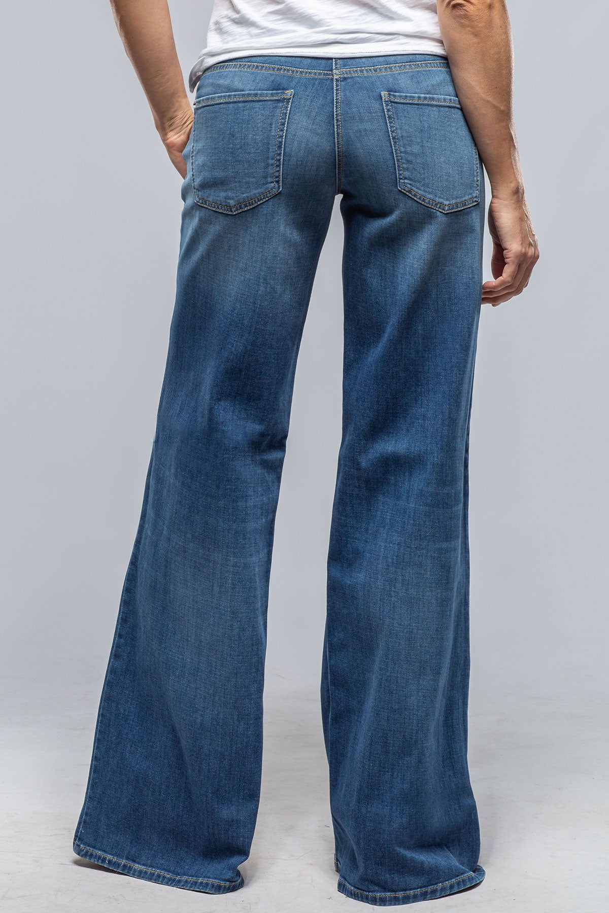 Cambio Palazzo Jean In Mid Wash Blue Ladies - Pants - Jeans