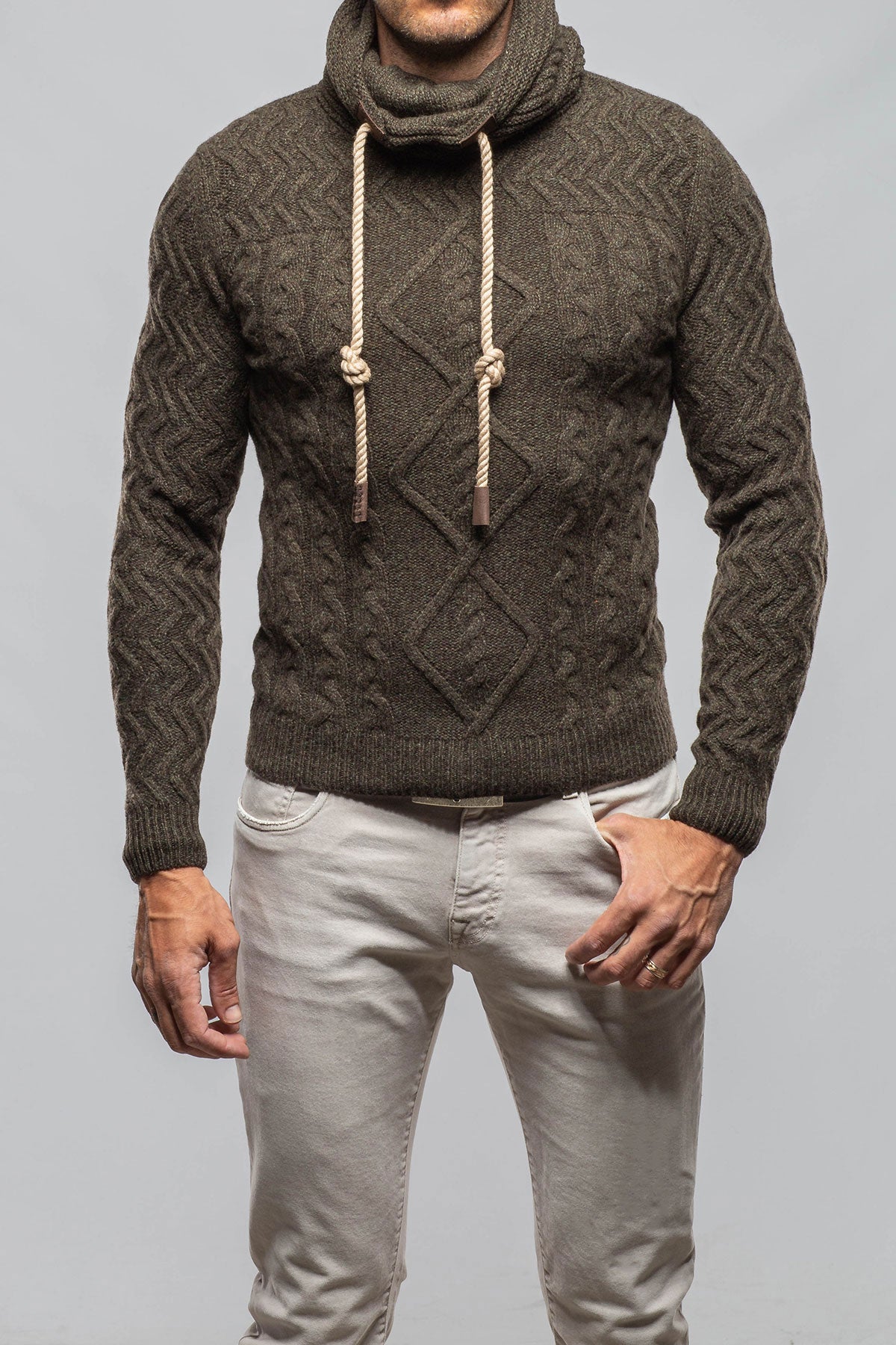 Jacob Cashmere Turtleneck In Moss