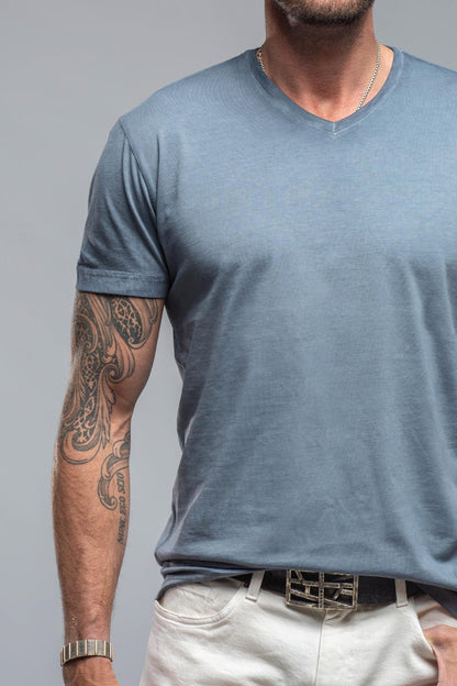 Georg Roth Siena Cotton V Neck In Capri Mens - Shirts - T-Shirts