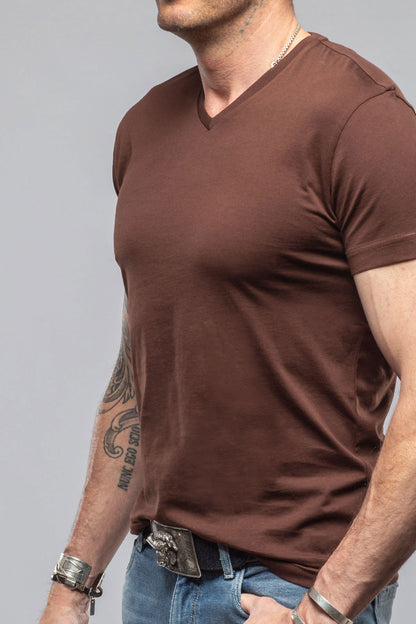 Georg Roth Siena Cotton V Neck In Chocolate Mens - Shirts - T-Shirts