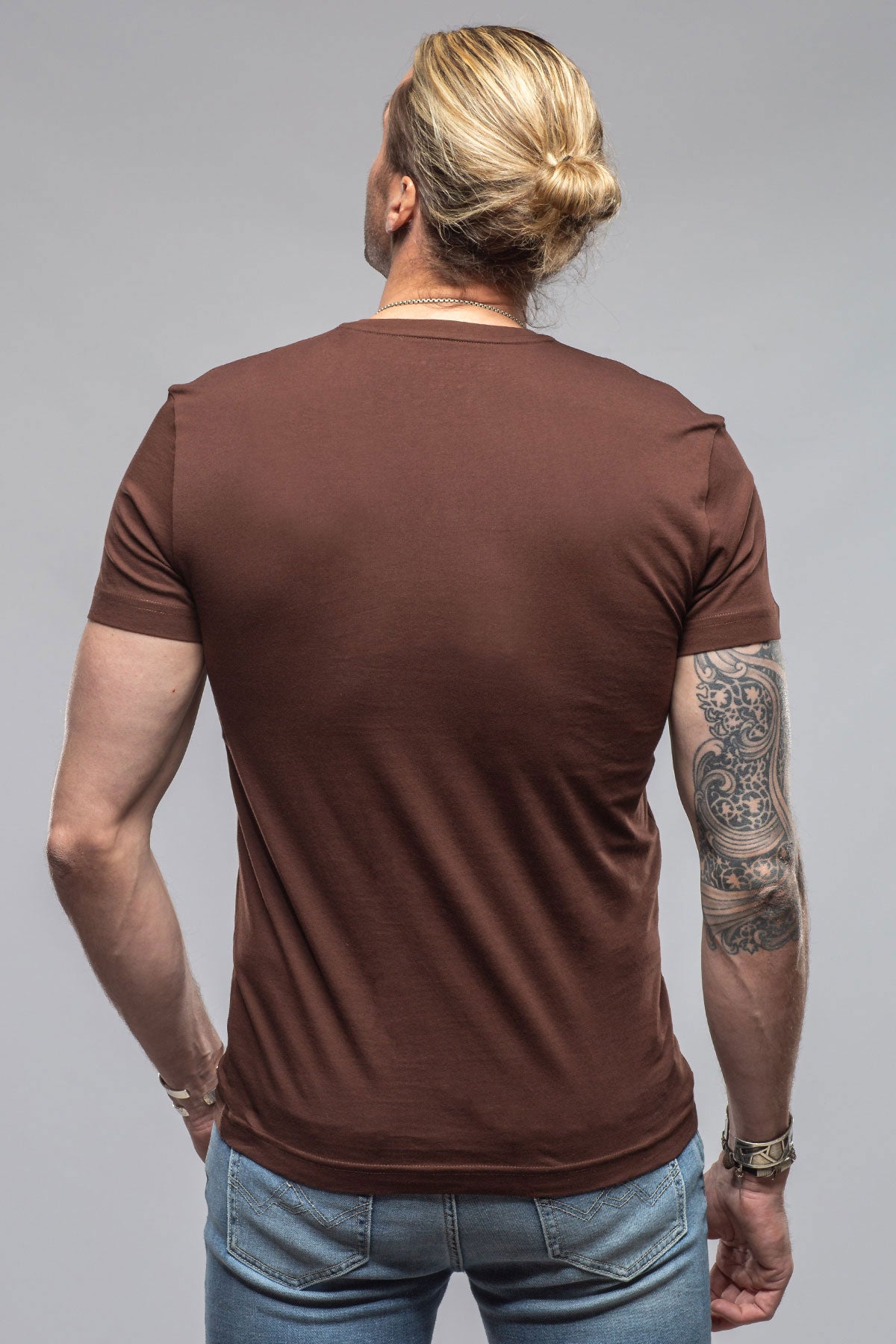 Georg Roth Siena Cotton V Neck In Chocolate Mens - Shirts - T-Shirts