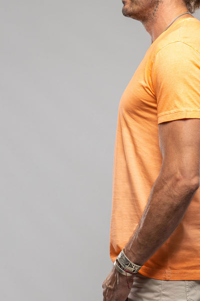 Siena Cotton V Neck In Orange | Mens - Shirts - T-Shirts | Georg Roth