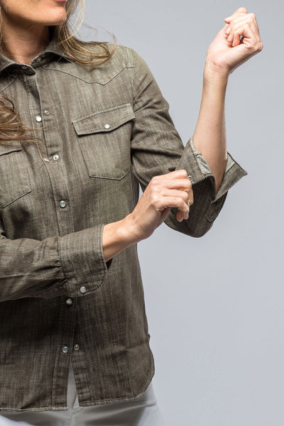 Giannetto Portofino Misty Sand Washed Jean Shirt In Military Ladies - Tops