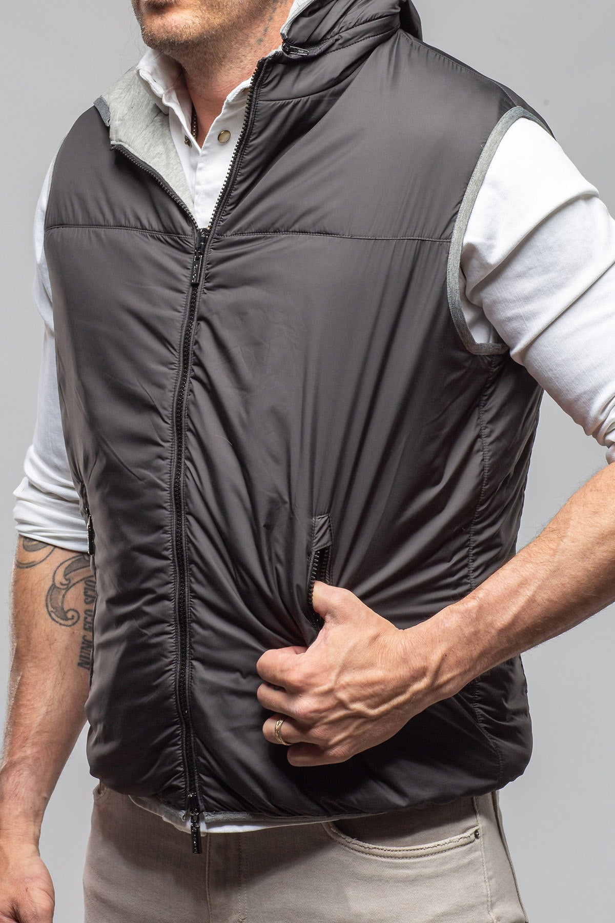Reeves Reversible Vest | Samples - Mens - Outerwear - Cloth | Gimo's