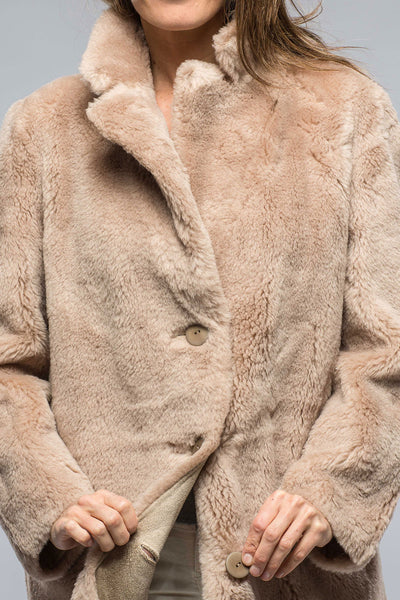 Gimo's The Bianca Chalet Coat Warehouse - Ladies - Outerwear - Cloth