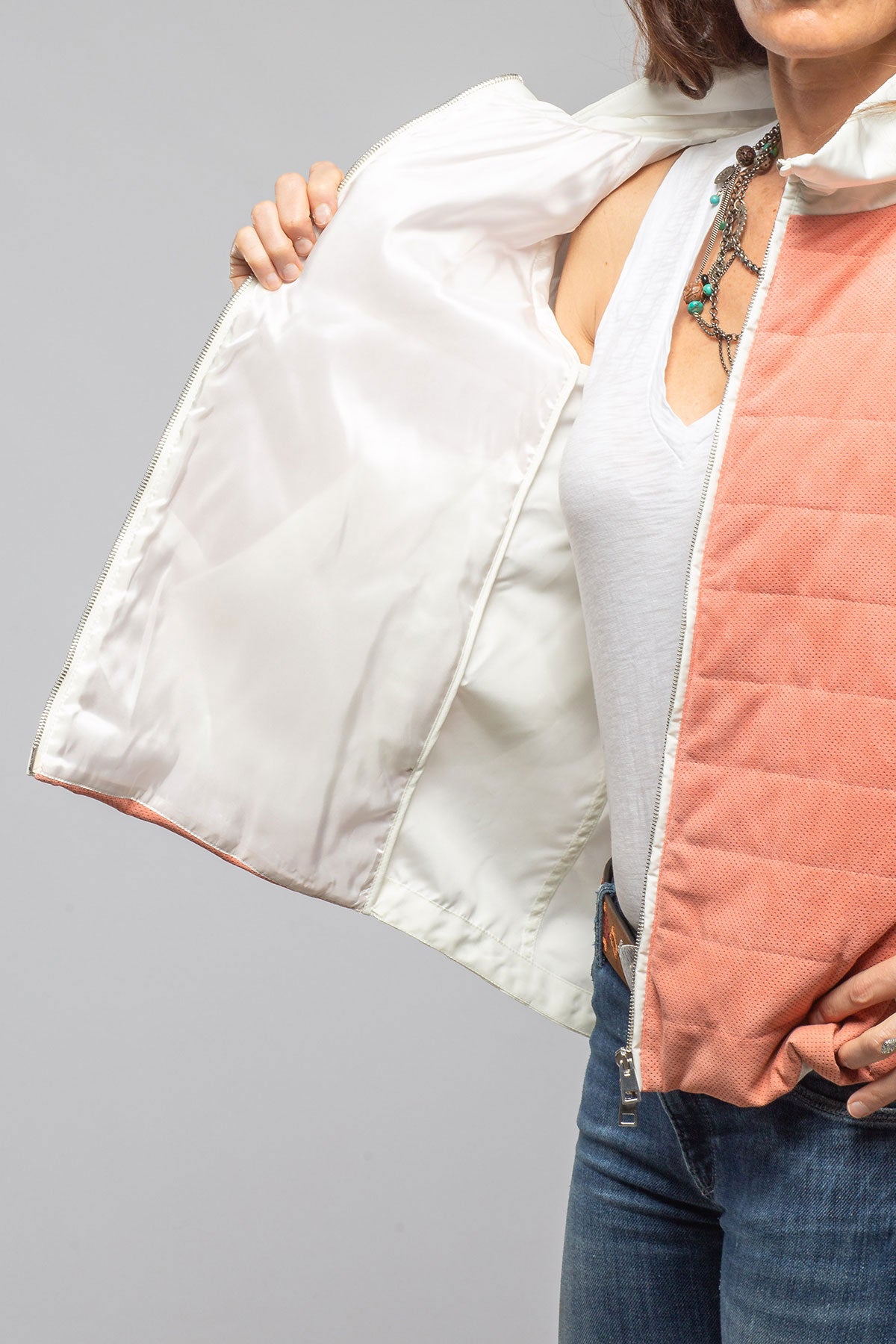 Amber Hybrid Puffer | Samples - Ladies - Outerwear - Cloth | Gollatti