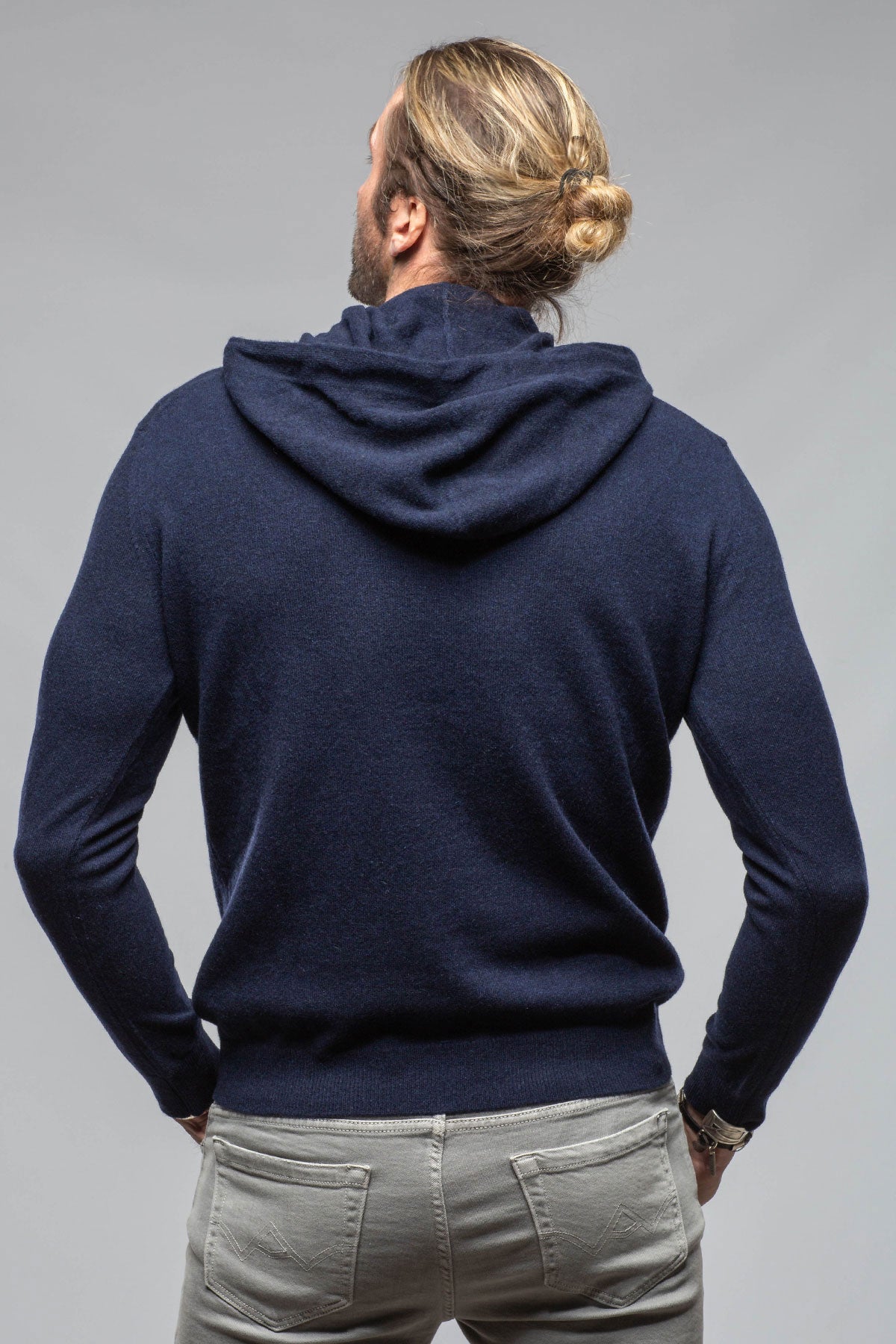 Florio II Cashmere Hoodie In Navy | Mens - Sweaters | Stile Latino