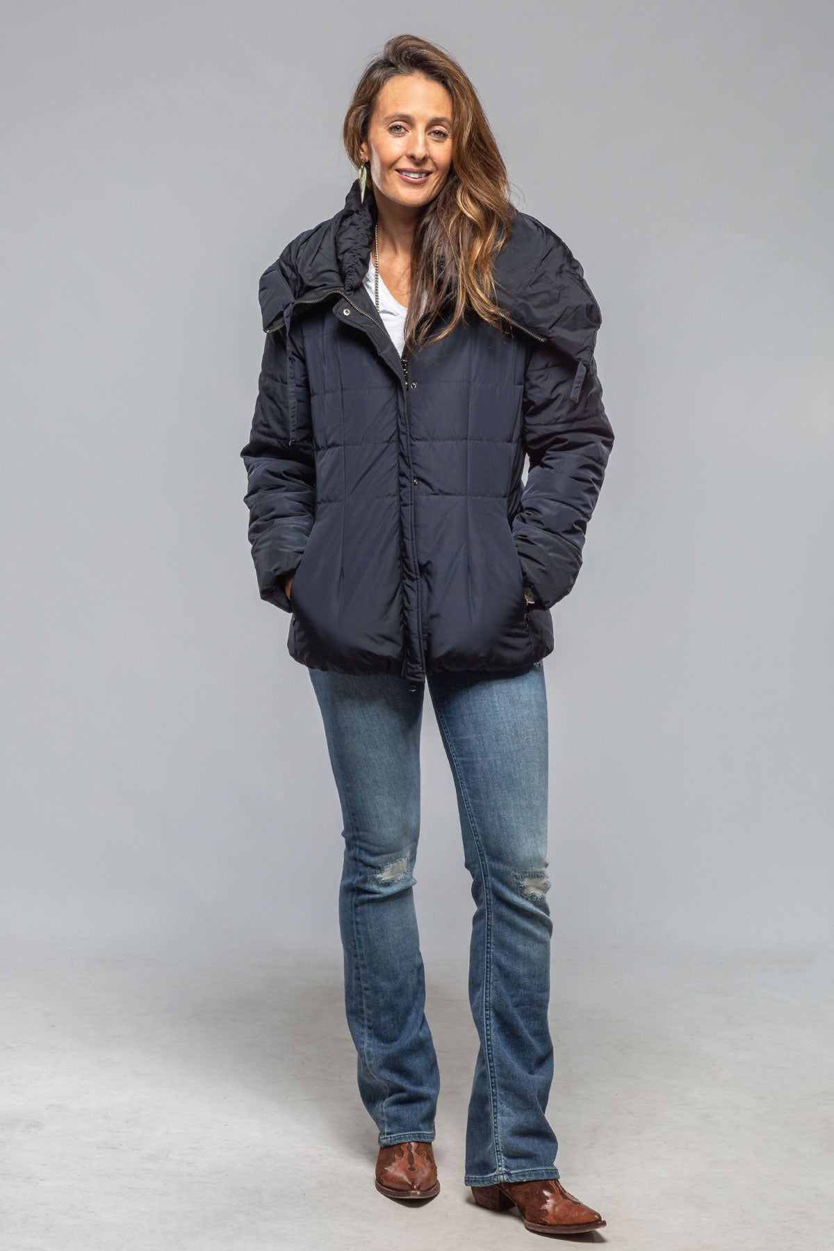 Mika High Collar Puffer Jacket In Navy | Samples - Ladies - Outerwear - Cloth | Gimo's