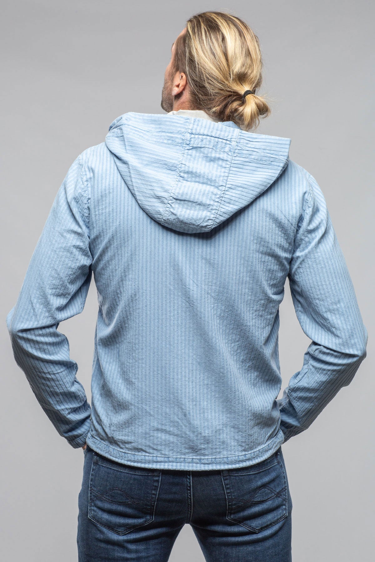 Pitcairn Light Jacket In Ashley Blue | Mens - Outerwear - Lightweight | Keeling