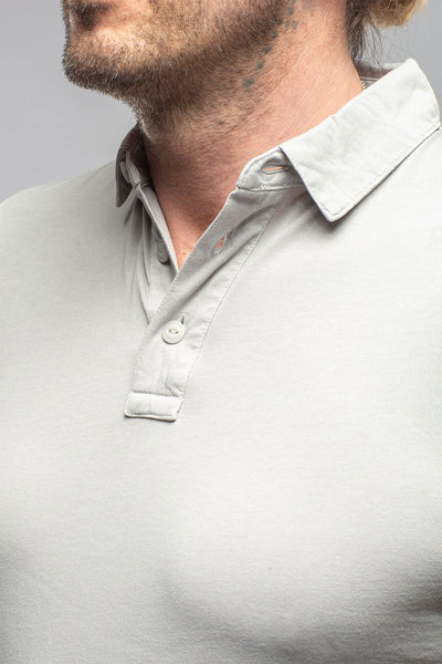 Tauranga Polo In Greige | Mens - Shirts - Polos | Keeling