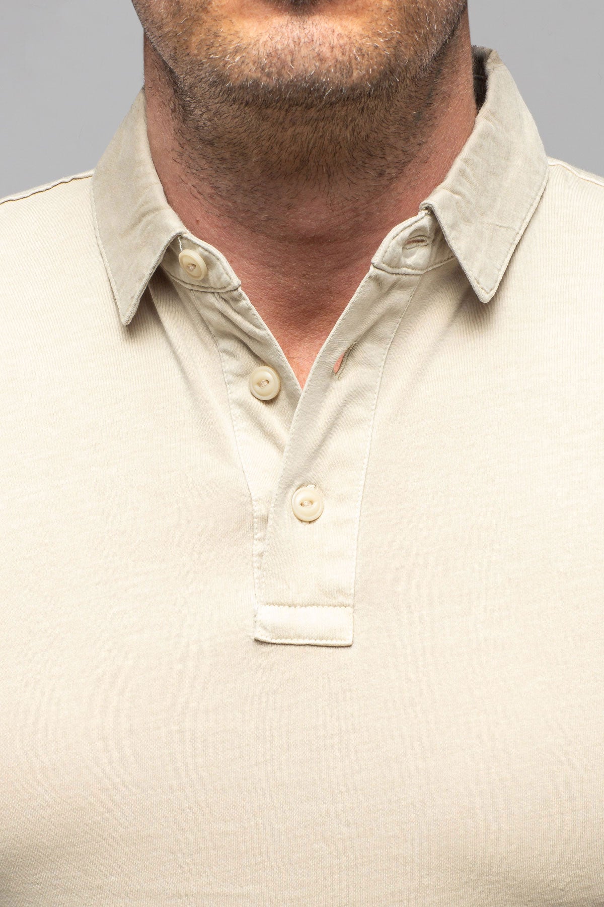 Tauranga Polo In Khaki | Mens - Shirts - Polos | Keeling