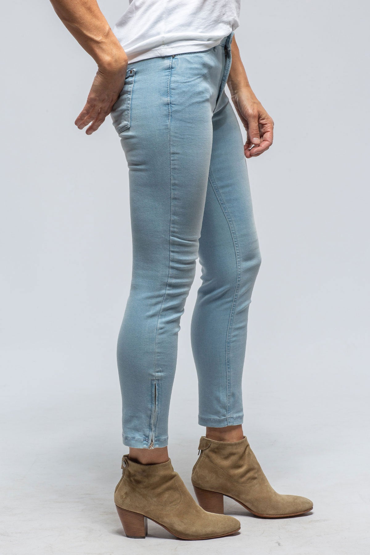 Mac Jeans MAC Dream Chic in Summer Blue Wash Ladies - Pants - Jeans