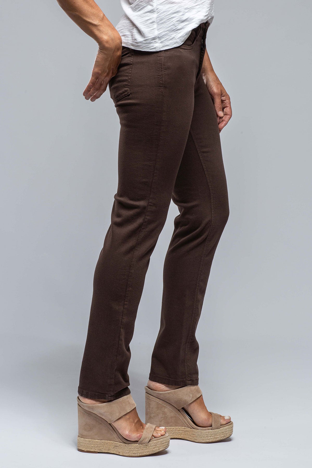 MAC Dream Straight in Deep Brown | Ladies - Pants - Jeans | Mac Jeans