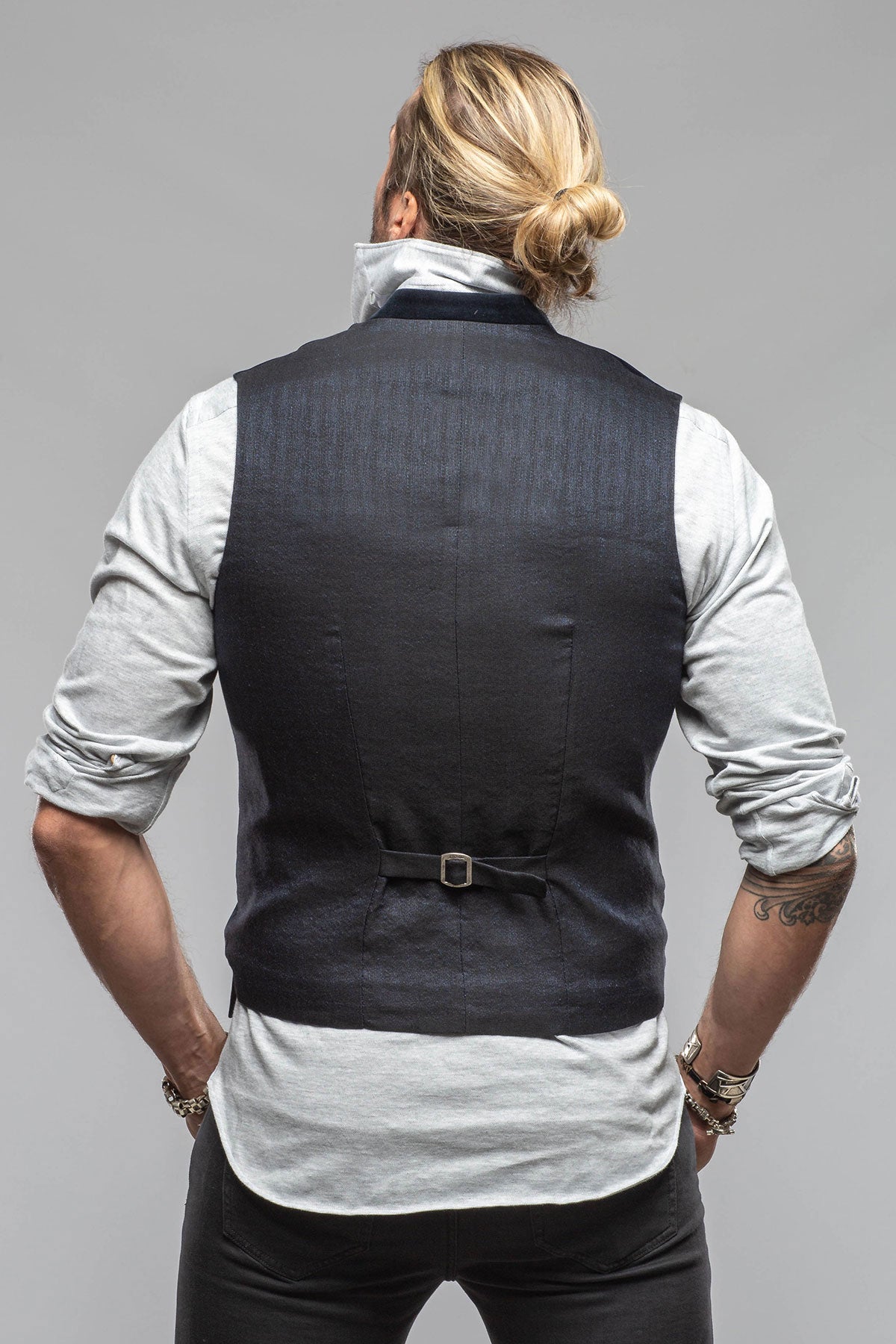Lalo Vest In Marine | Mens - Tailored - Vests | Mothwurf
