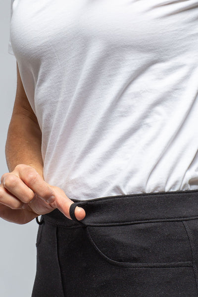 Nells Nelson Theo Legging Pant In Black Ladies - Pants - Knit