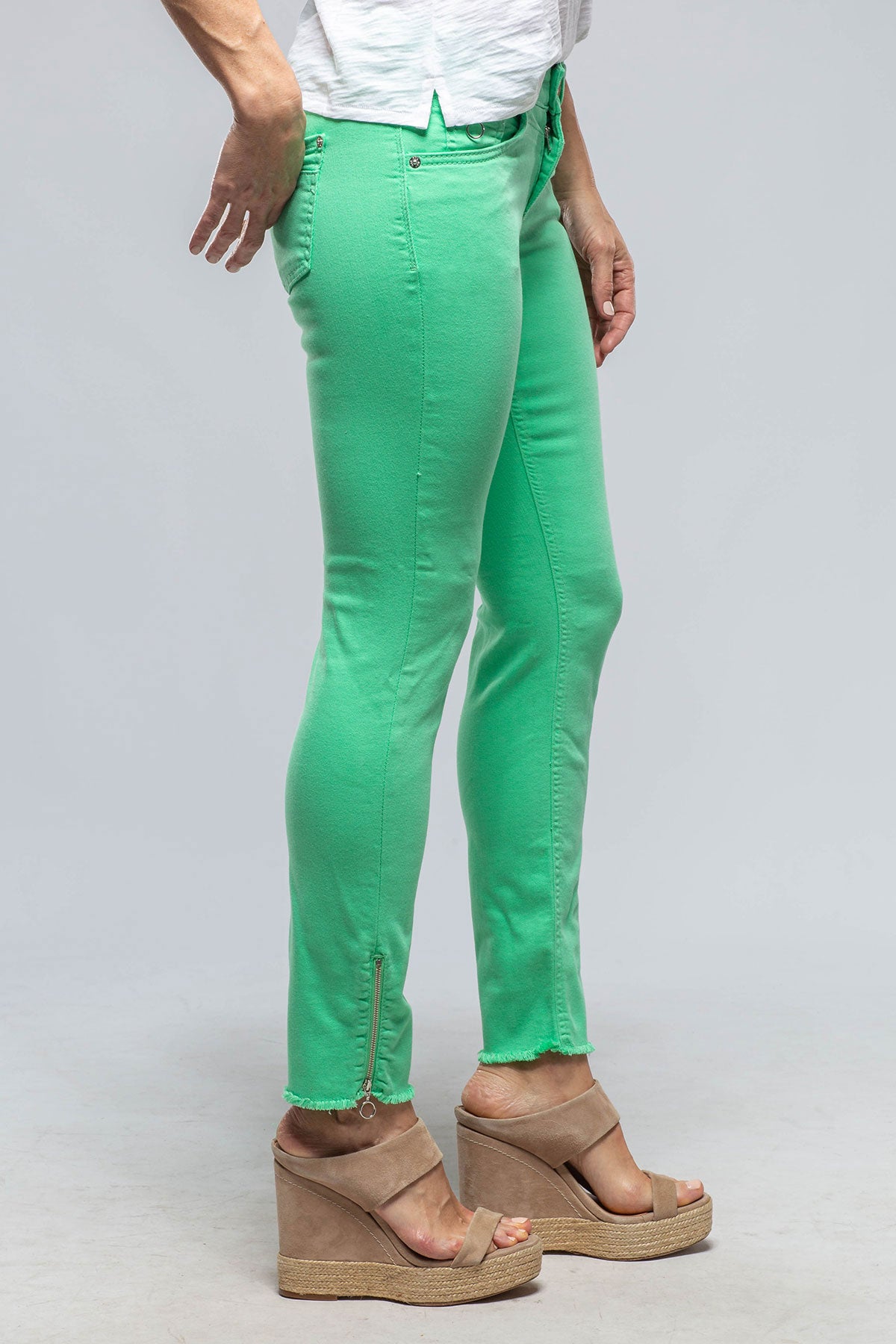 MAC Rich Slim Chic in Spring Green | Ladies - Pants - Jeans | Mac Jeans