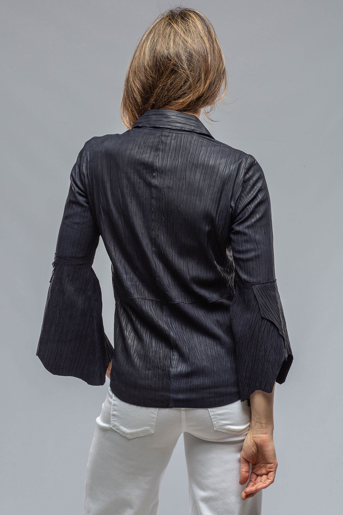 Enchantment Suede Shirt | Ladies - Outerwear - Leather | Roncarati