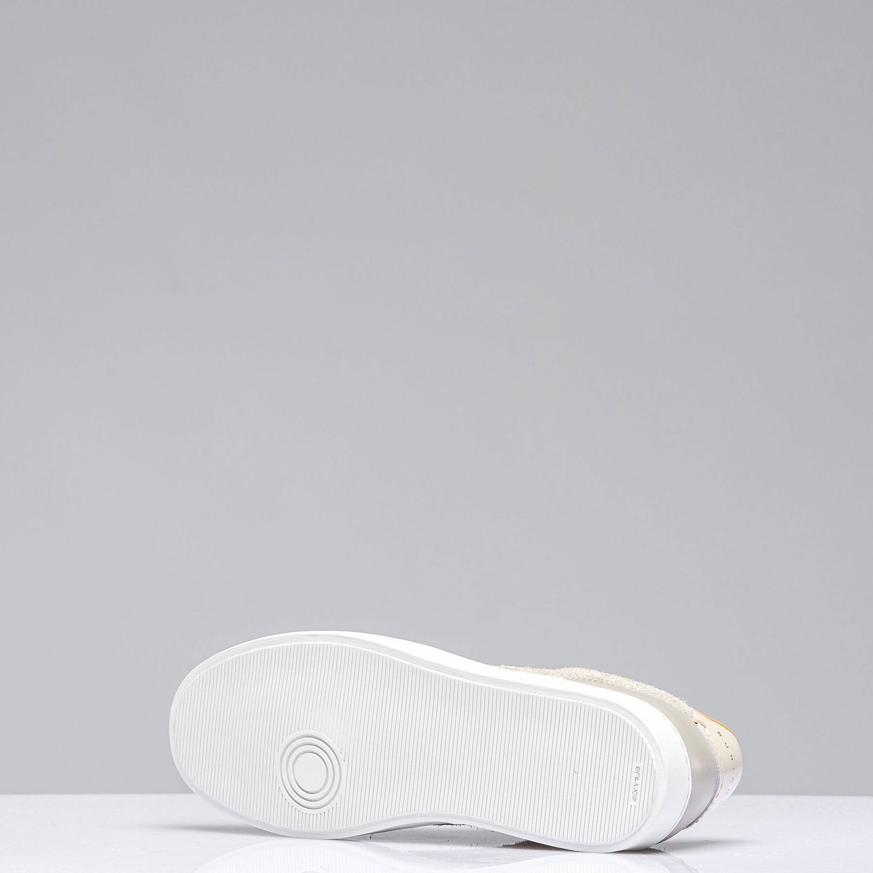 Riders Shoe In Beige | Mens - Shoes | Rubirosa