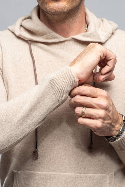 Florio II Cashmere Hoodie In Beige | Mens - Sweaters | Stile Latino