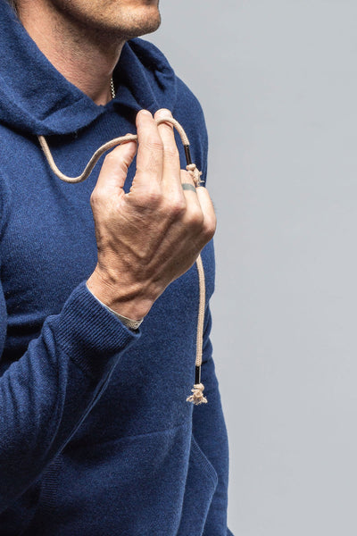 Florio II Cashmere Hoodie In Navy | Mens - Sweaters | Stile Latino