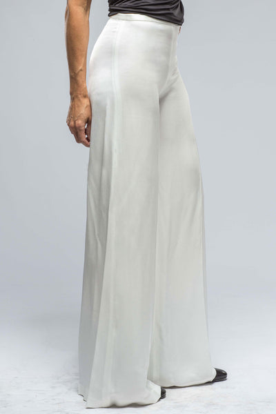 T.ba Maxi Pants In White Sharkskin Ladies - Pants - Knit