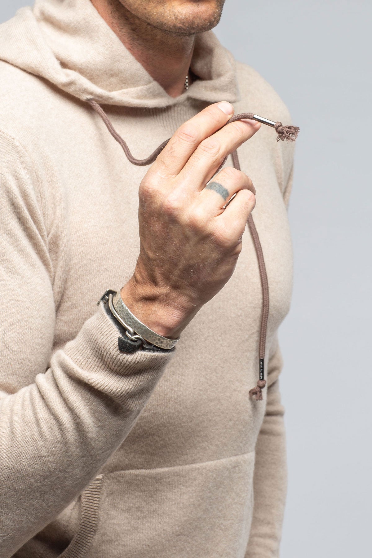 Florio II Cashmere Hoodie In Beige | Mens - Sweaters | Stile Latino