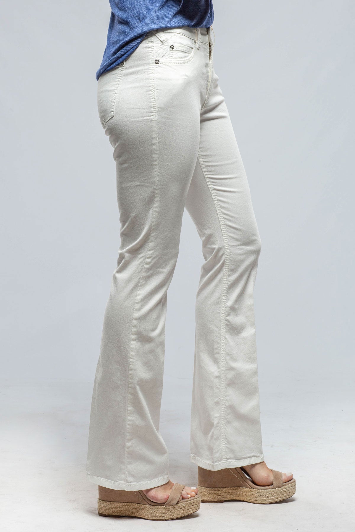 MAC Boot in Antique White | Ladies - Pants - Jeans | Mac Jeans