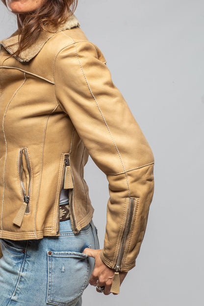 Avery Short Shearling In Tan