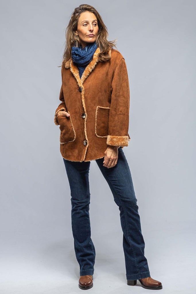 Avery Botton Front Shearling | Ladies - Outerwear - Shearling
