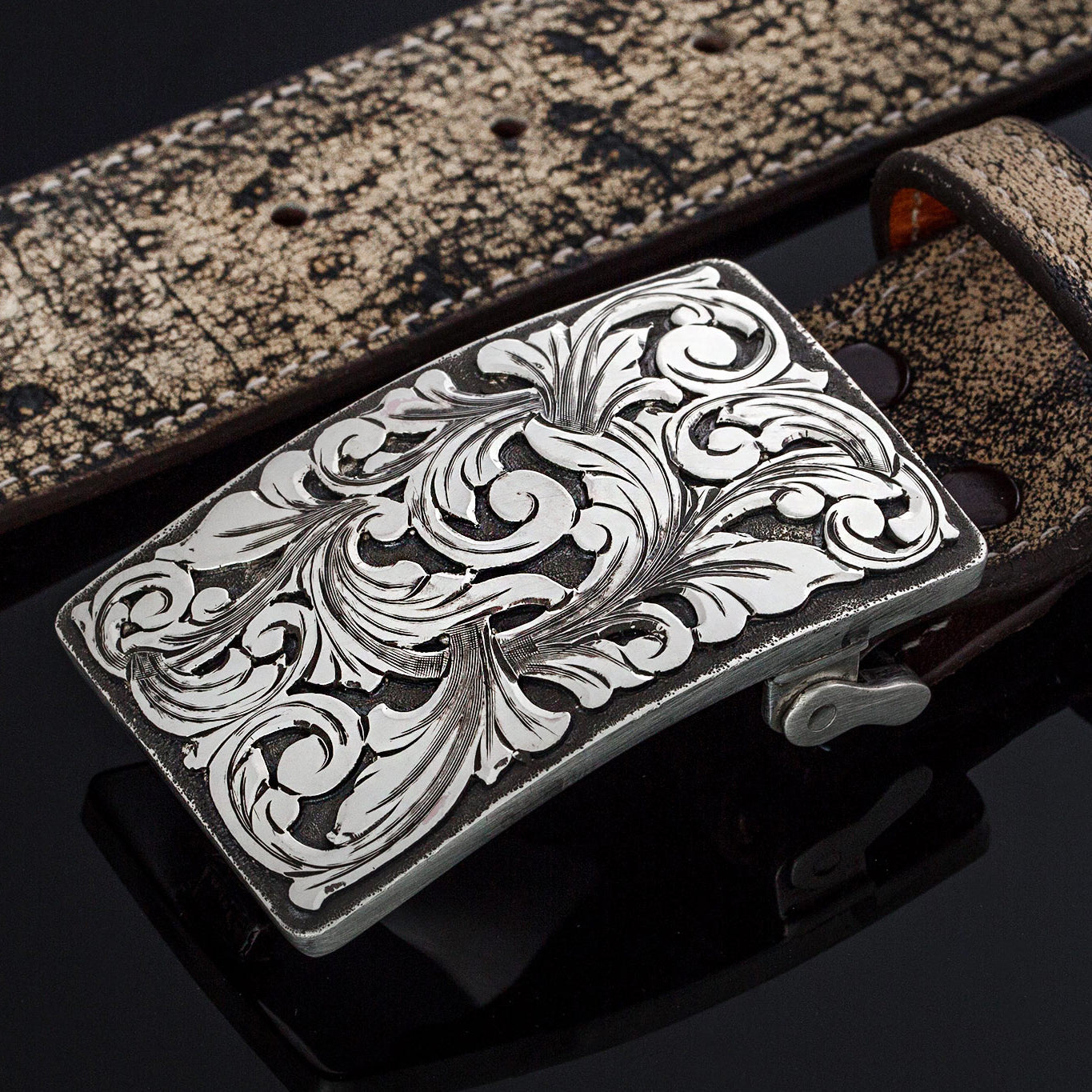 AO Hawes Swirl Belt Buckle | Belts And Buckles - Trophy | Comstock Heritage