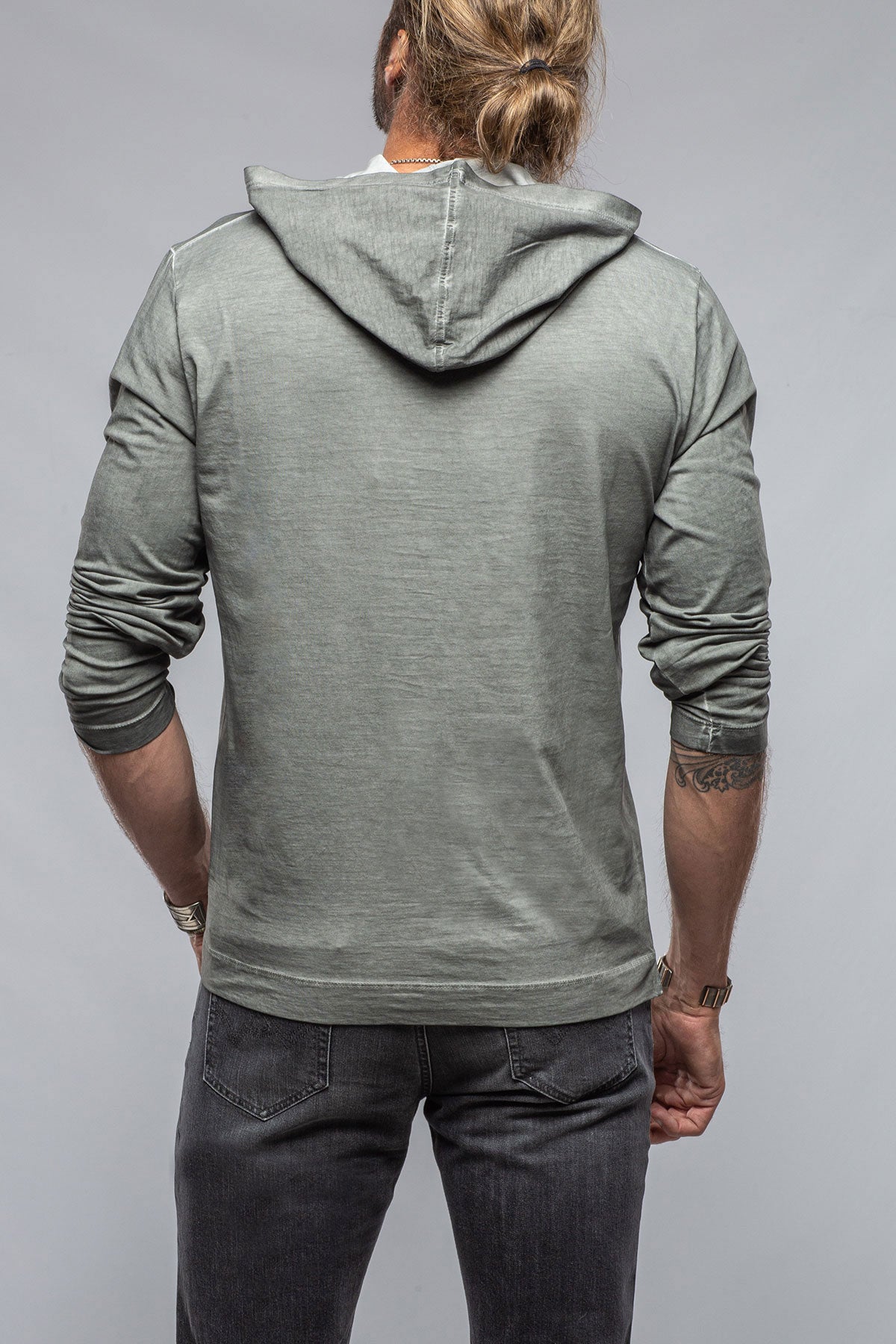 Ventura Hooded Tee in Steel | Mens - Shirts - T-Shirts | Gimo's Cotton