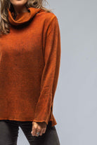 Urna Roll neck Loose Sweater | Ladies - Sweaters | Avant Toi